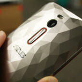 ASUS ZenFone 2 Deluxe ROG