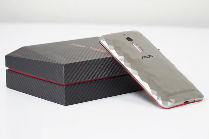 ASUS ZenFone 2 Deluxe ROG