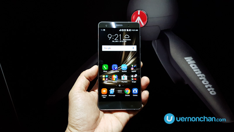 ASUS ZenFone 3 Deluxe