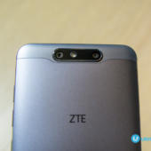 ZTE Blade V8