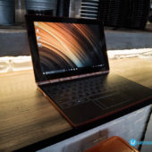 Lenovo Yoga Book Ruby Red