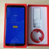 OnePlus 5T unboxed