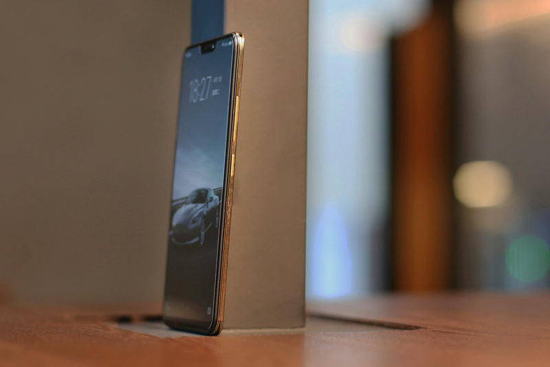 VIVO X21 Black Gold