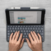 Logitech Slim Folio