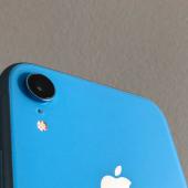 Apple iPhone XR