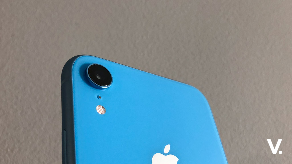 Apple iPhone XR