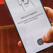 Samsung Galaxy S10 fingerprint scanner