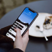 Phonesoap UV phone sanitiser