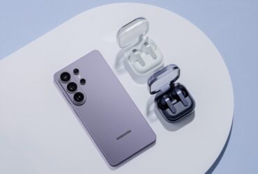 Samsung Galaxy S26 Ultra and Buds4 Pro