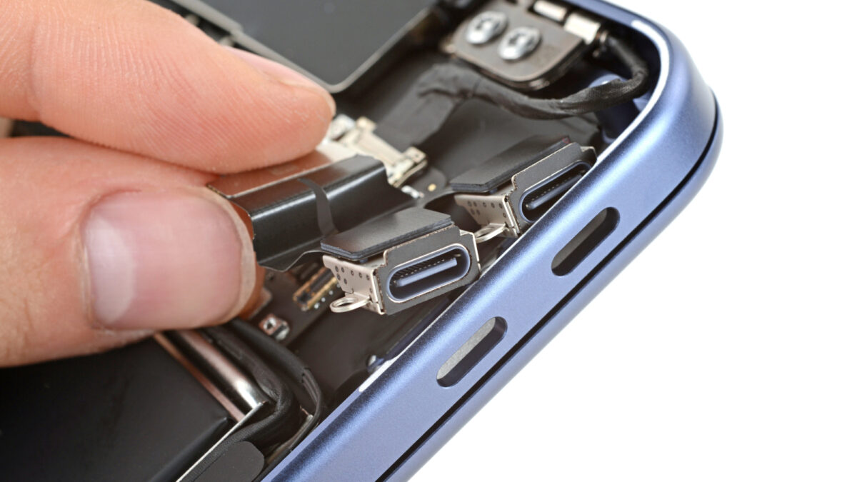 MacBook Neo modular ports | iFixit