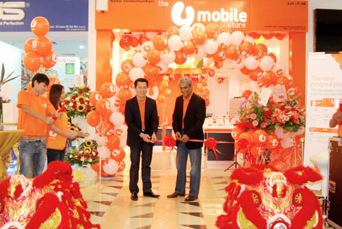 U Mobile 12th Store Official Opening
