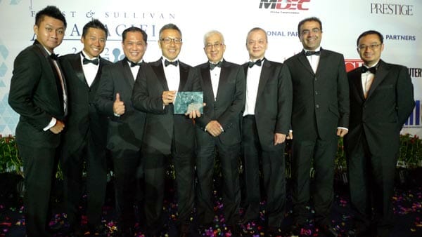 YTL COMMUNICATIONS WINS 2012 FROST & SULLIVAN ASIA PACIFIC ICT AWARDS &sup3;MOST INNOVATIVE SERVICE PROVIDER OF THE YEAR