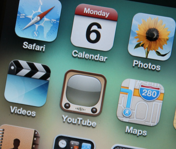 Youtube-IOS-App-On-iPhone. Image credit: Abmuku