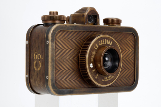 Fred Perry Lomography camera