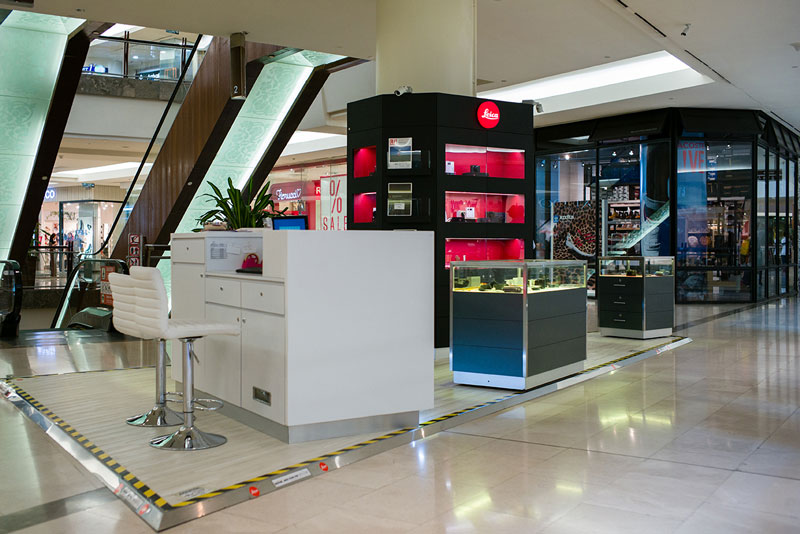 Leica Gardens Mall