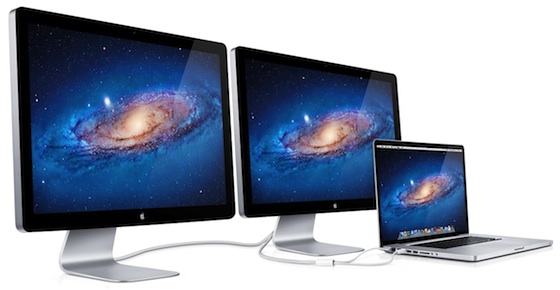 Daisy-chain Thunderbolt Apple Cinema Display