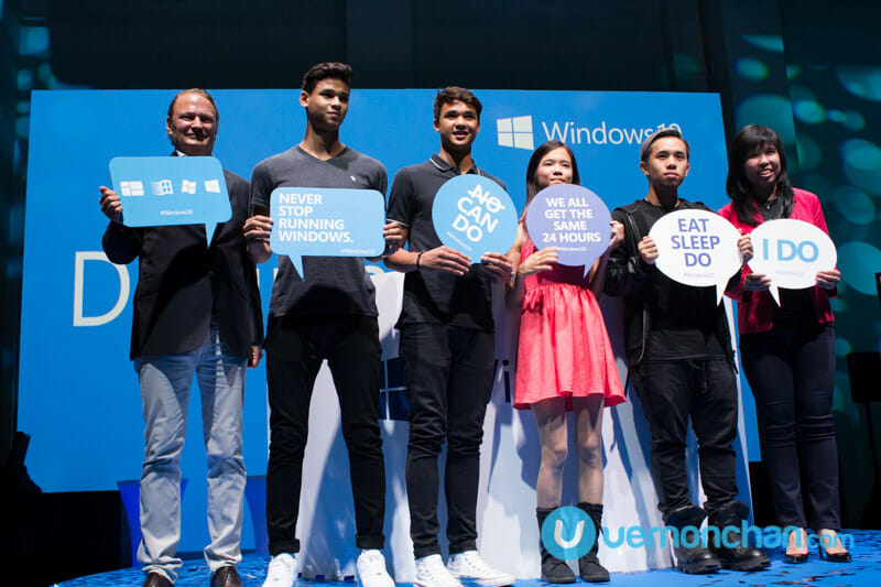 Windows 10 launch